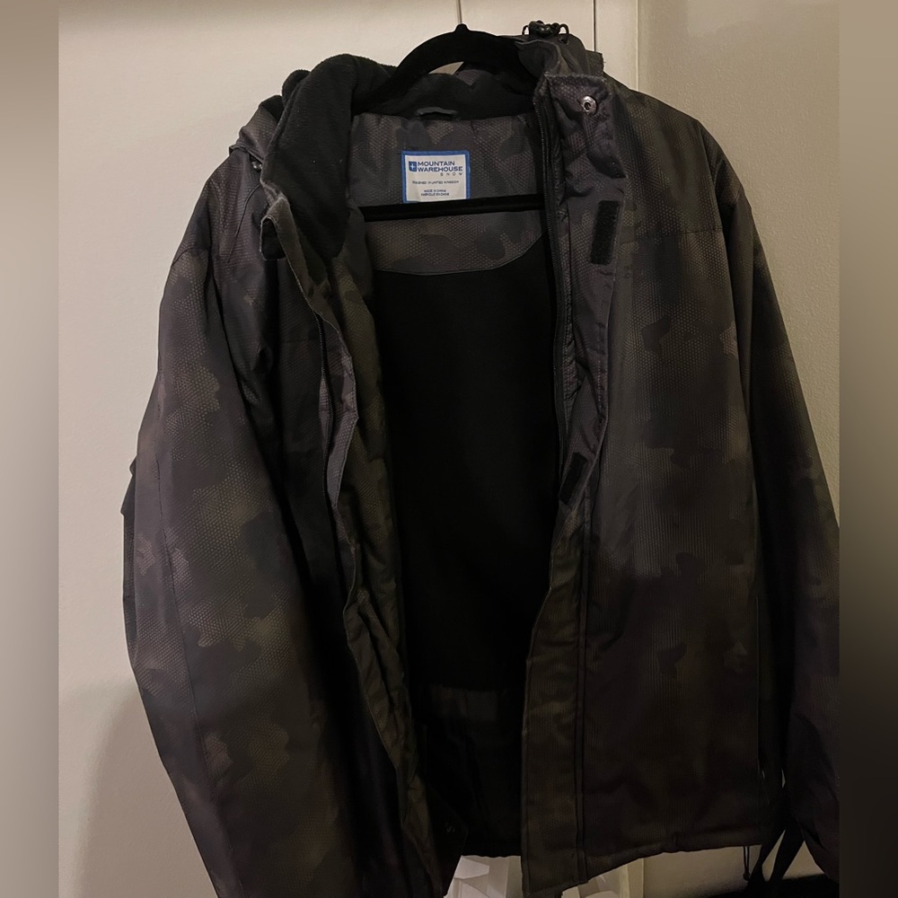Men's Black Camouflage Jacket